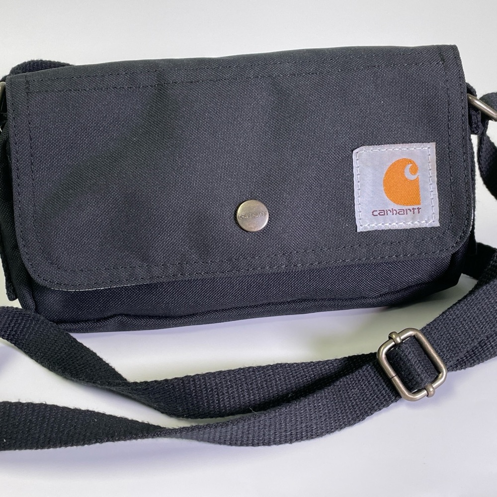 Carhartt Women’s Essential Pouch Crossbody Bag